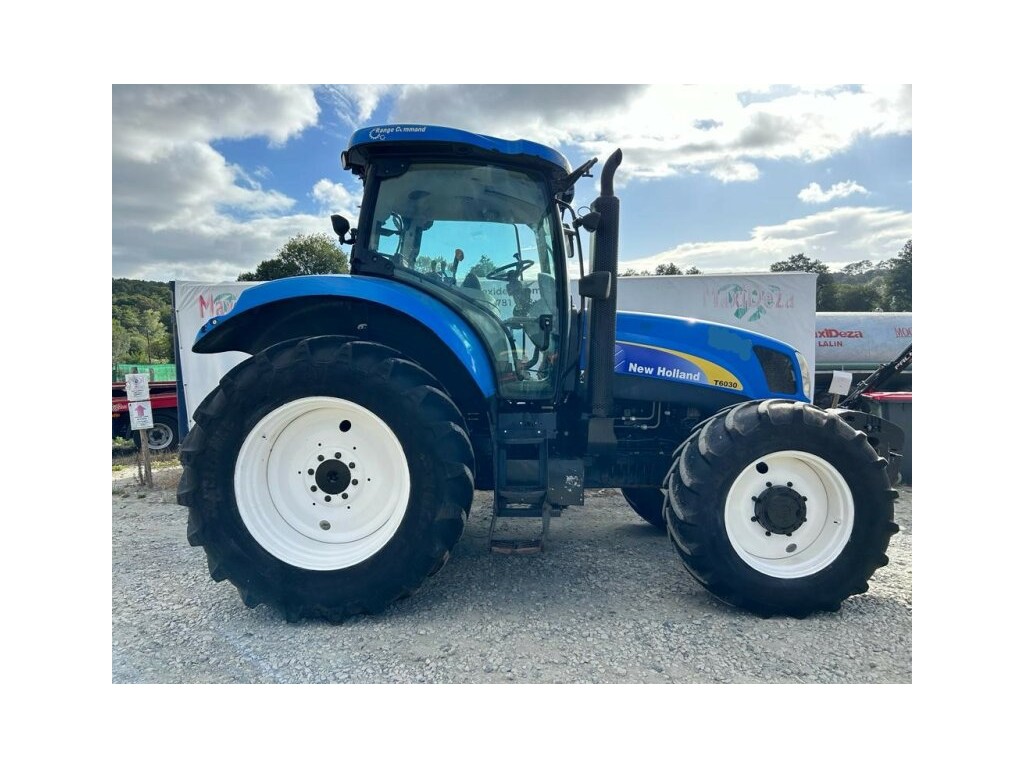 TRACTOR NEW HOLLAND T 6030 US 2807