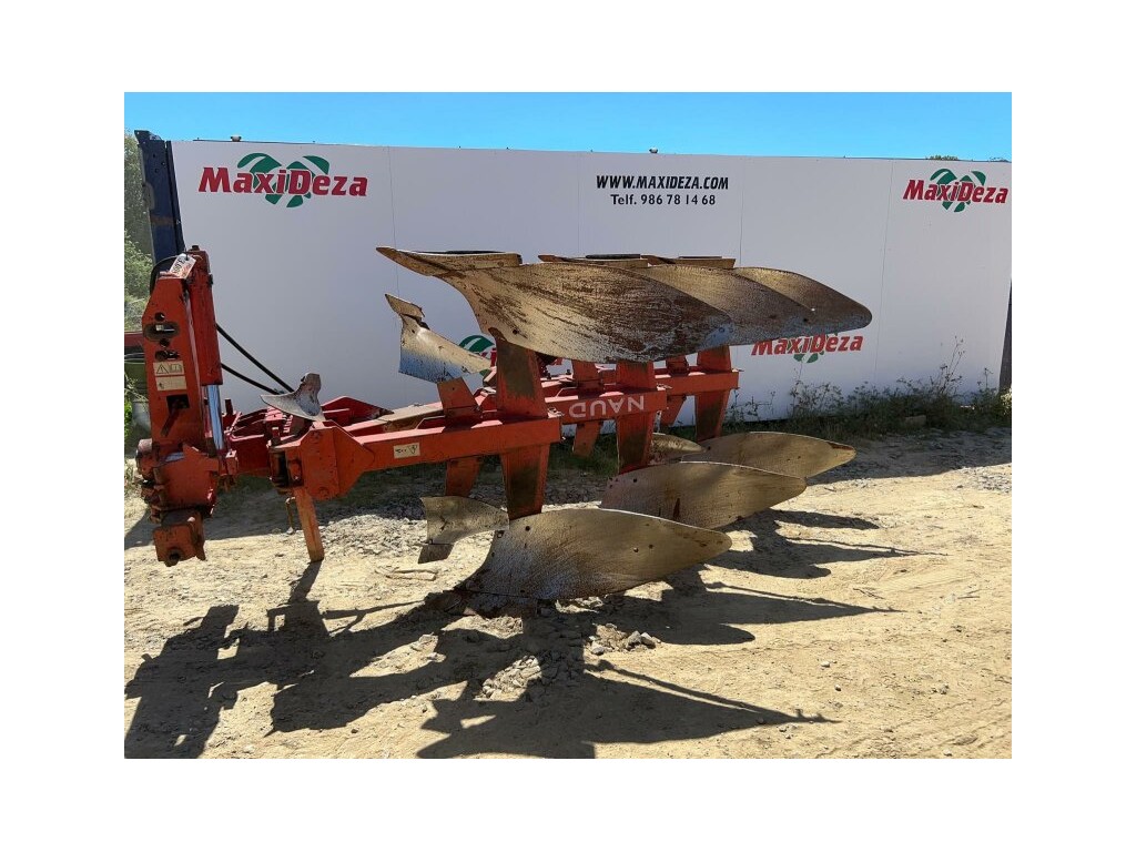 ARADO NAUD 3 SURCOS US 3008