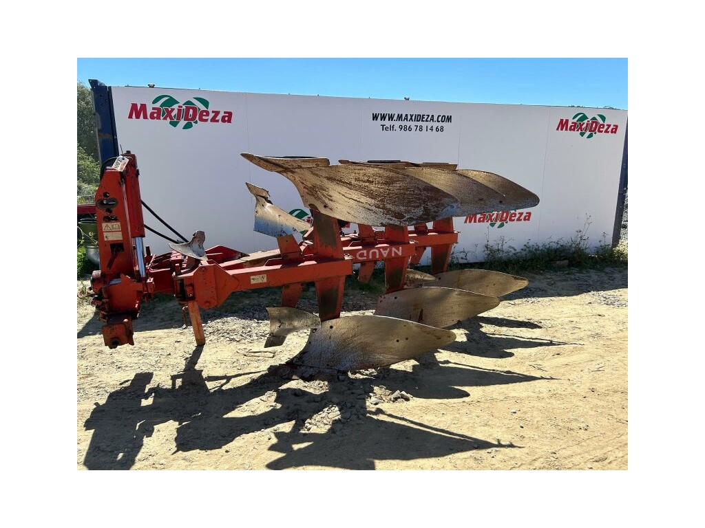 ARADO NAUD 3 SURCOS US 3008