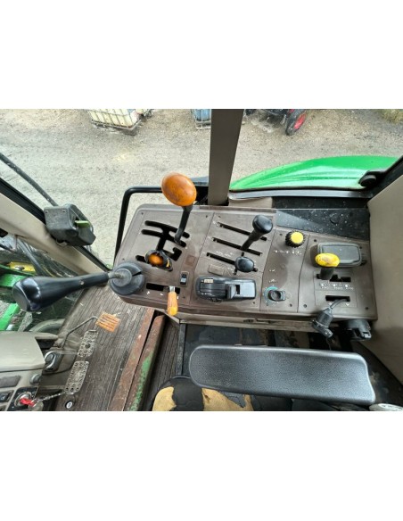 TRACTOR JOHN DEERE 6220 US 2966