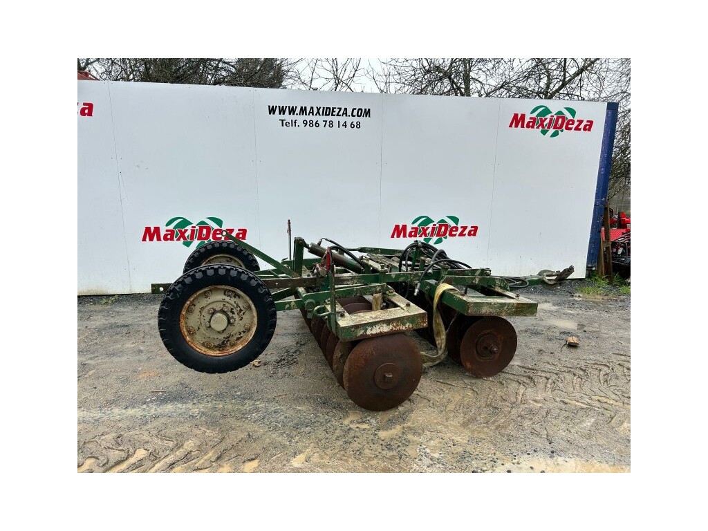 GRADA DE DISCOS ARRASTRADA SIN MARCA US 3156