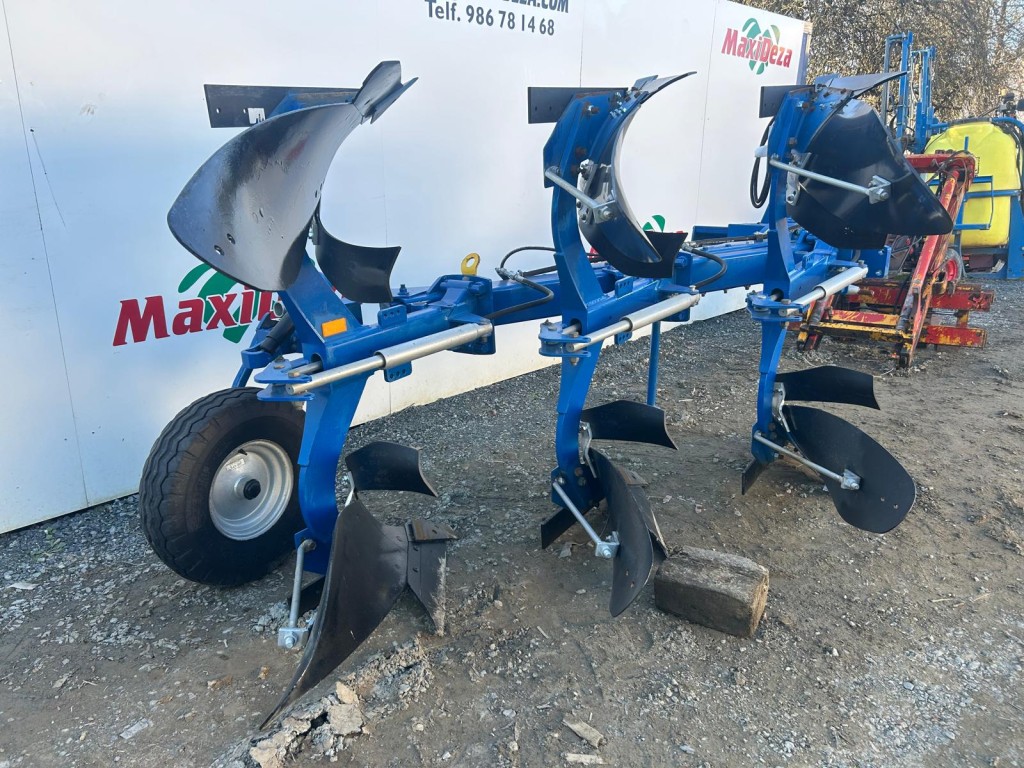 ARADO OVERUM TRISURCO US 3009