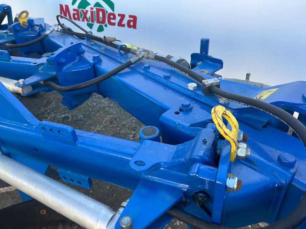 ARADO OVERUM TRISURCO US 3009