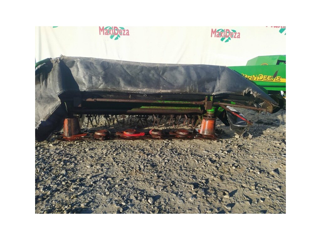 SEGADORA JOHN DEERE 324 US-2258