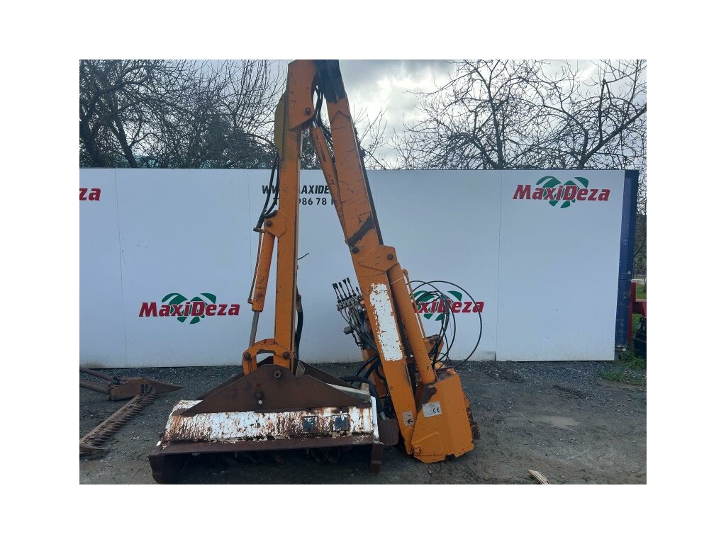 DESBROZADORA DE BRAZO COSMA 5M US 3113