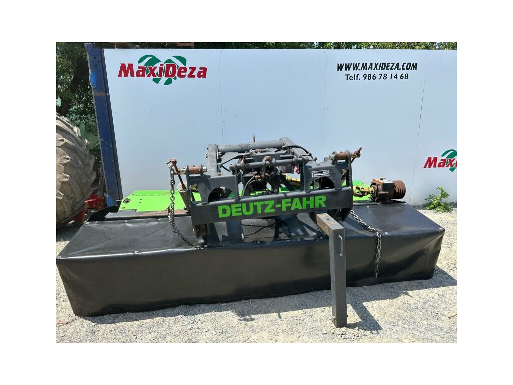 SEGADORA FRONTAL DEUTZ FAHR US 3182