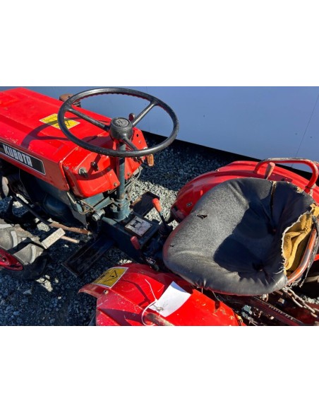 TRACTOR KUBOTA B7000 US 3366