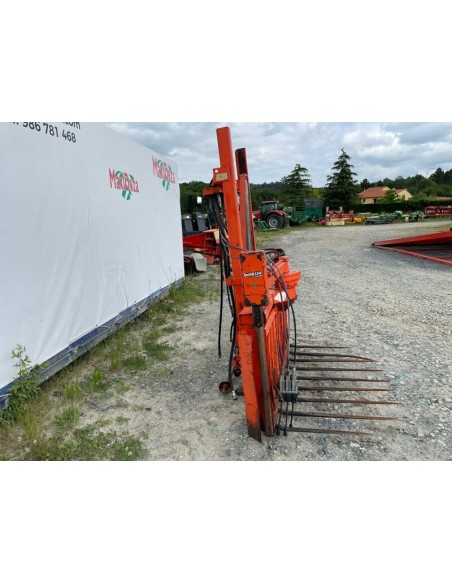 DESENSILADORA CON POTRO KUHN US-2493