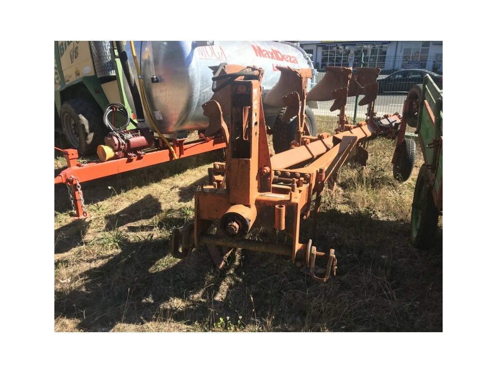 Arado Souchu Pine 4 surcos us 1244